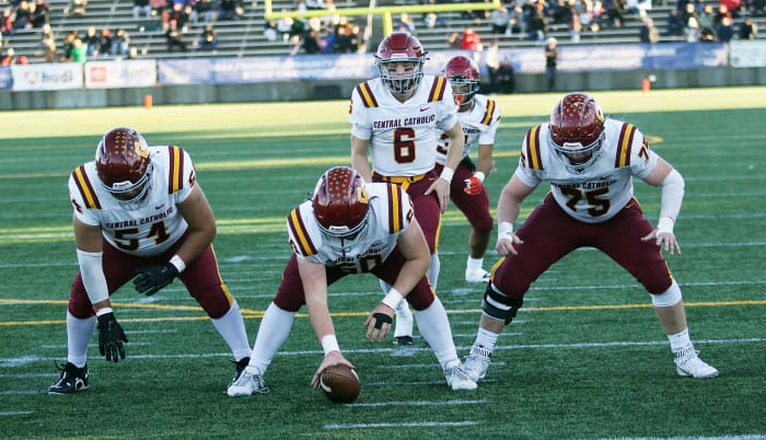 Central Catholic linemen Dan Brood